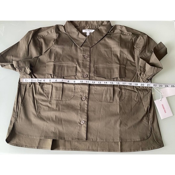 New Good American The Crop Shirt in Sage - Picture 10 of 10